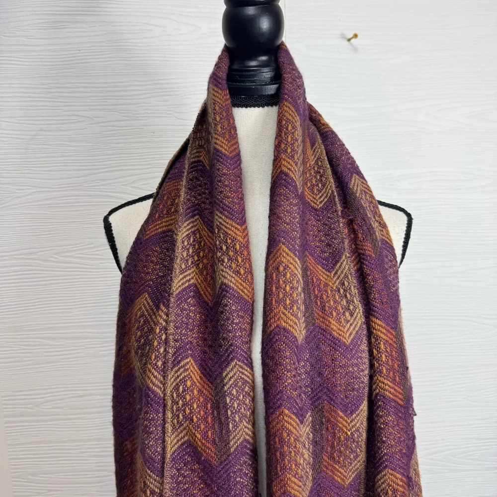 Figueroa Handmade Alpaca Wool Elegant Purple‎ and Gold Chevron Scarf